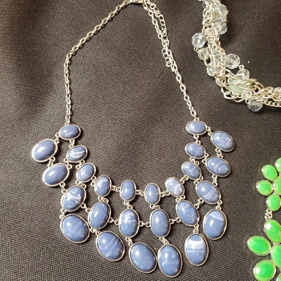 Costume Jewelry Bundle - Picture 7 of 8